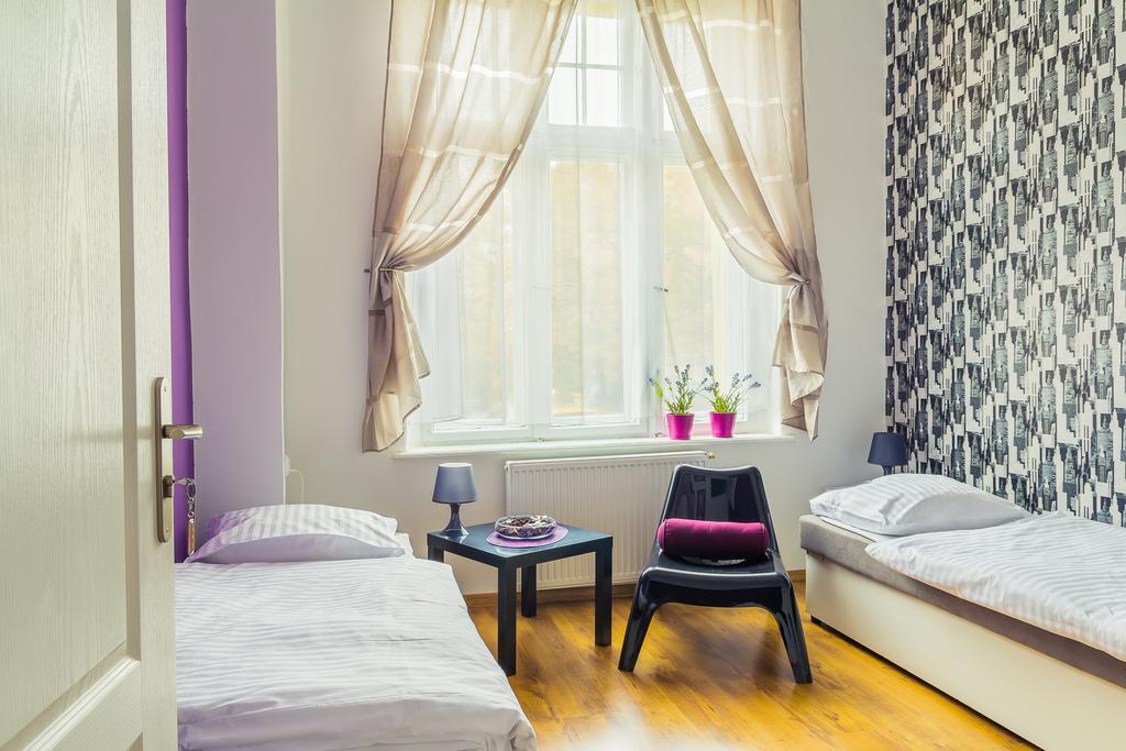 Retro Hostel Poznań Rom bilde