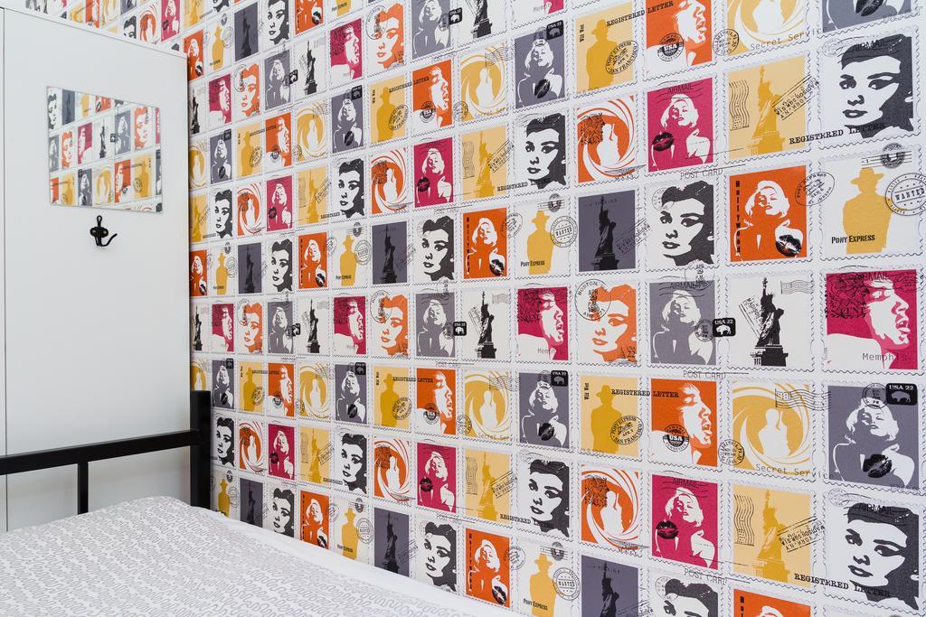 Retro Hostel Poznań Rom bilde